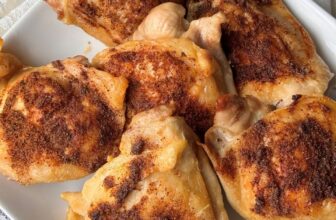 CRISPY BAKED CHICKEN THIGHS-THE SOUTHERN LADY COOKS