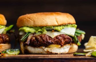 Queso Fundido Chorizo Burger