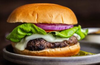 Cayt’s Ranch Burger – The Keep At Residence Chef