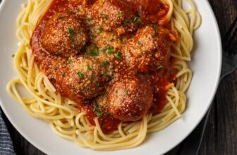 Instantaneous Pot Meatballs | Cookies and Cups