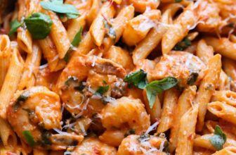 Creamy Tomato Shrimp Pasta – Cookies and Cups