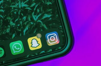 Tips on how to cease or enable snaps to be saved in Snapchat chats