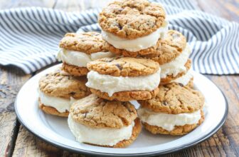 The BEST Ice Cream Cookie Sandwiches
