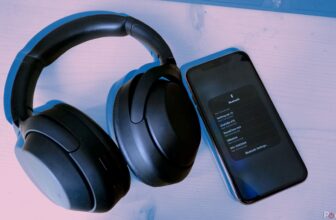How you can join your Sony headphones to an iPhone