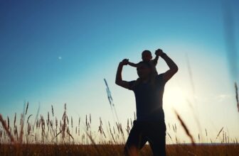 10 Finest Final Minute Father’s Day Tech Presents