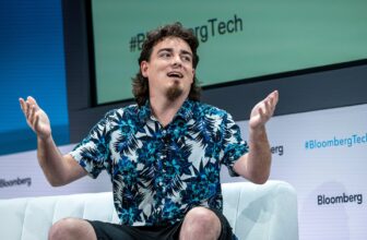 Tech Billionaire Palmer Luckey Bought Caught in His Personal Elevator