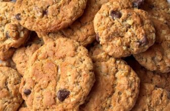 OATMEAL COOKIES – The Southern Woman Cooks