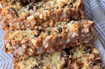 OATMEAL RAISIN BREAD – The Southern Woman Cooks